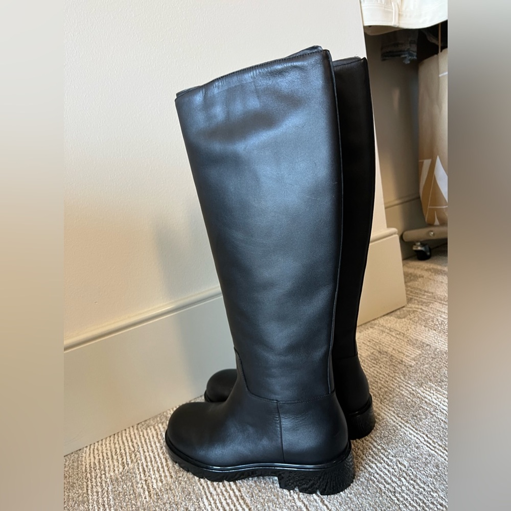 Marc Fisher boots. 8 1/2 medium. - Picture 3 of 10